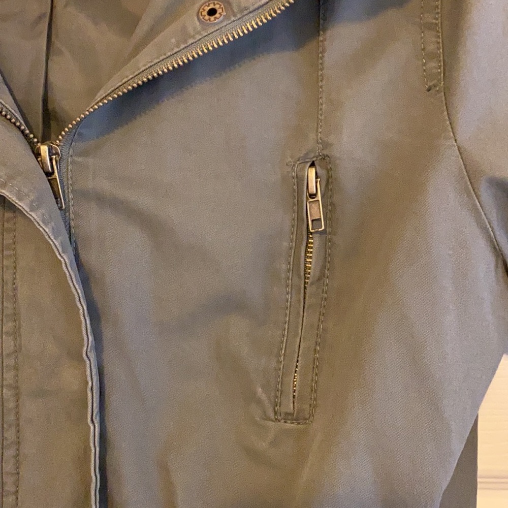 Beautiful Lightweight Jacket - image 4